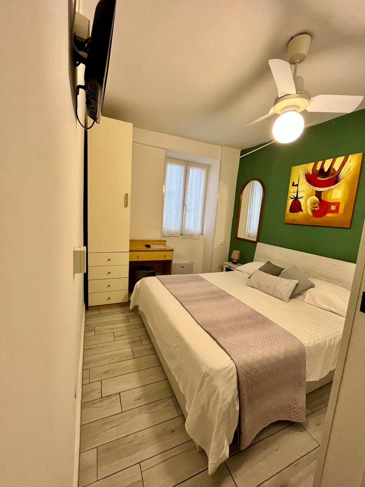 Hotel Alla Fontanella ألاسيو الغرفة الصورة